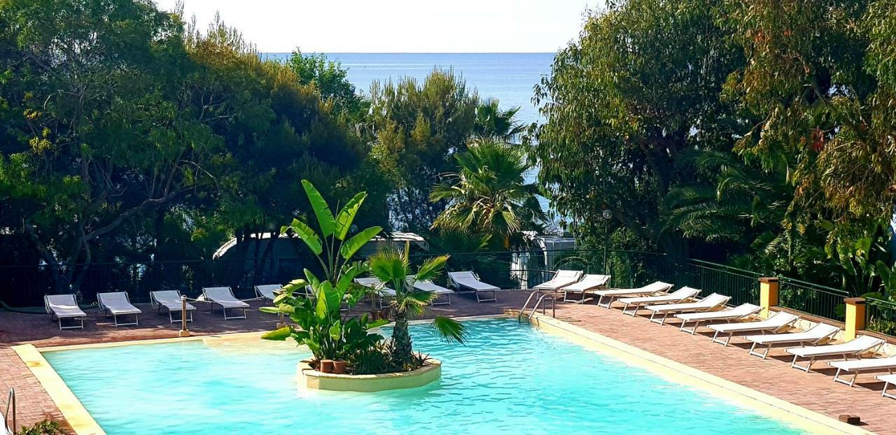 Villaggio Dei Fiori سانريمو المظهر الخارجي الصورة